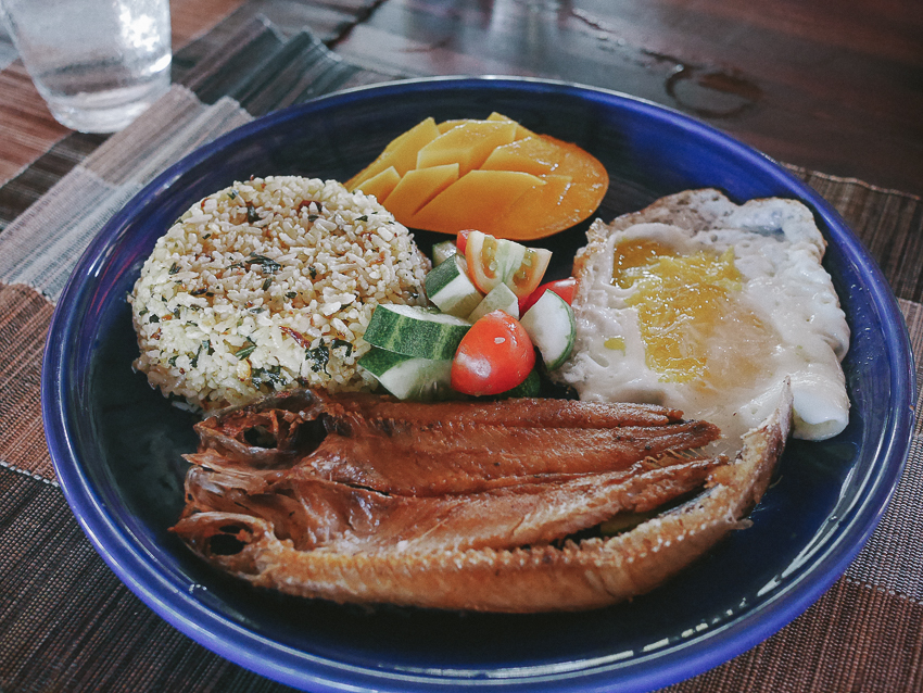 siargao harana food fried fish