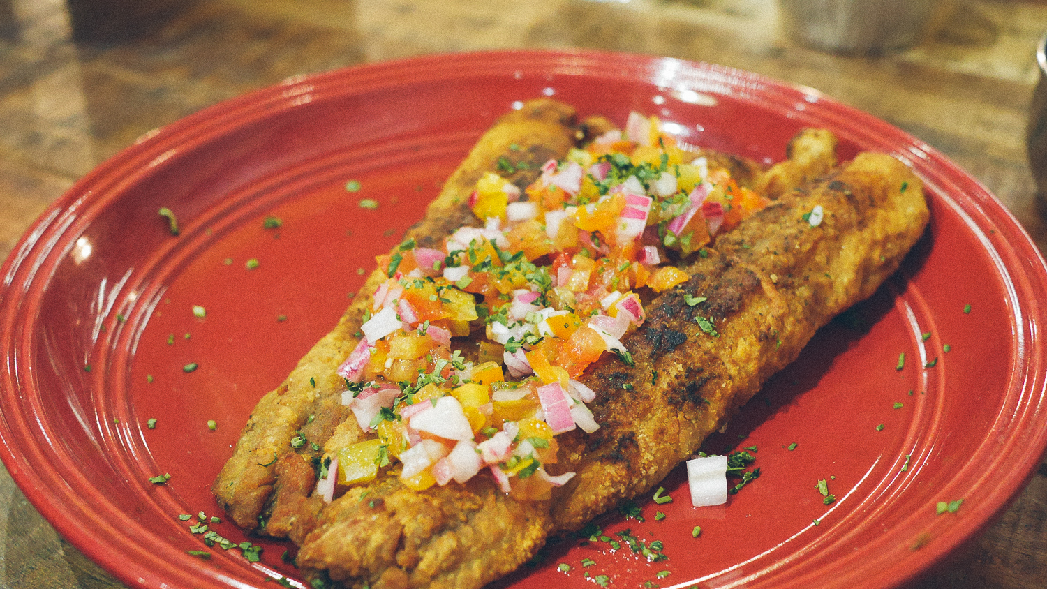 Gringo crispy catfish salsa